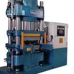 Automatický lisovací stroj na brzdové podložky